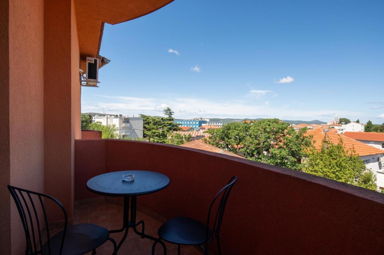 Villa Maimare Biograd Na Moru Exterior foto